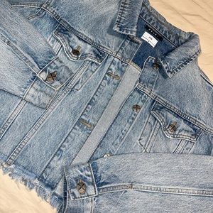 Authentic Ksubi cropped denim jacket in a size medium